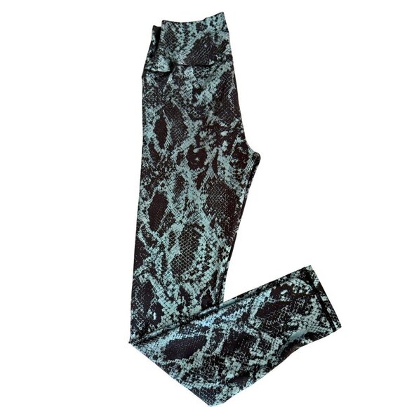Carbon38 Pants - Carbon38 Snake Print 7/8 Athletic Leggings Size S